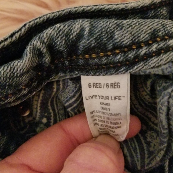 American Eagle Jeans With Destruction Size 6 - Picture 6 of 6